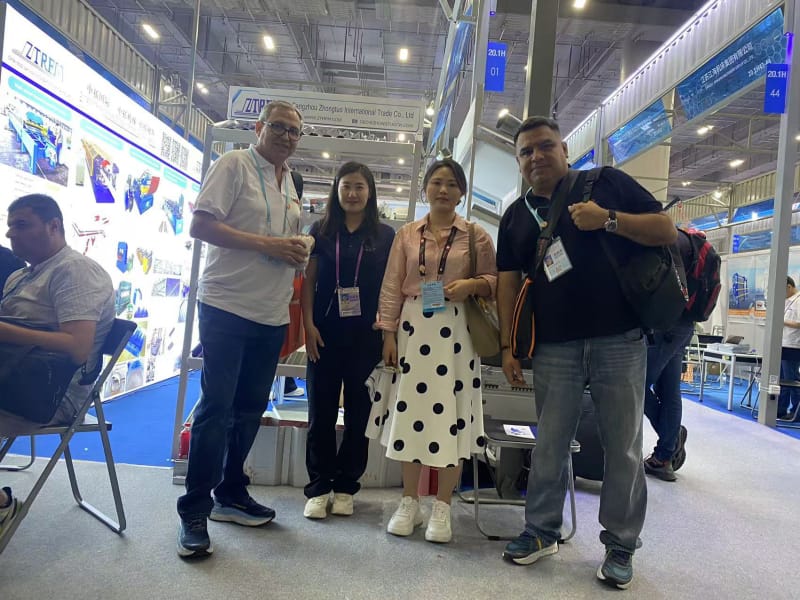 136屆廣交會(huì)上中拓冷彎實(shí)力展現(xiàn)，贏得國(guó)內(nèi)外客戶一致好評(píng)